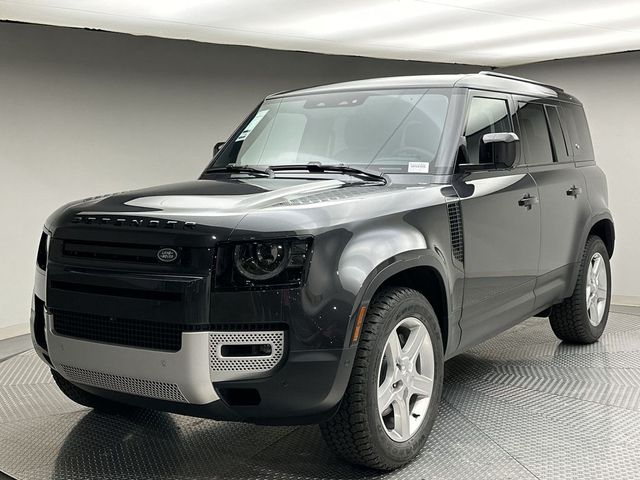 2023 Land Rover Defender SE