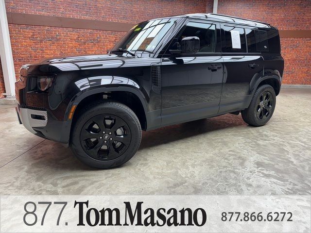 2023 Land Rover Defender SE