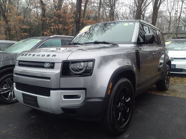 2023 Land Rover Defender SE