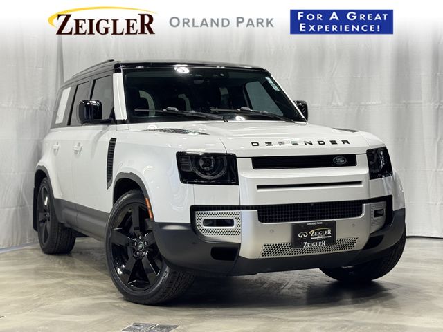 2023 Land Rover Defender SE