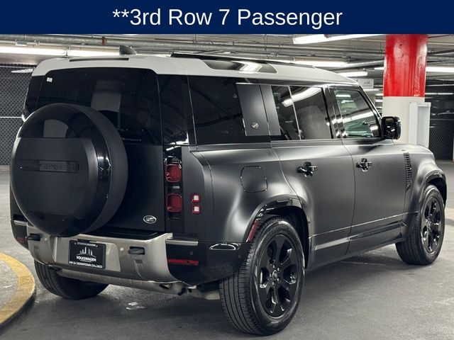 2023 Land Rover Defender SE