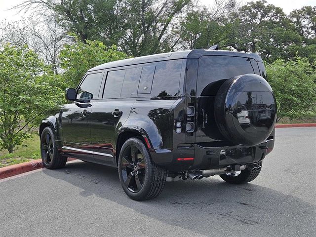 2023 Land Rover Defender V8