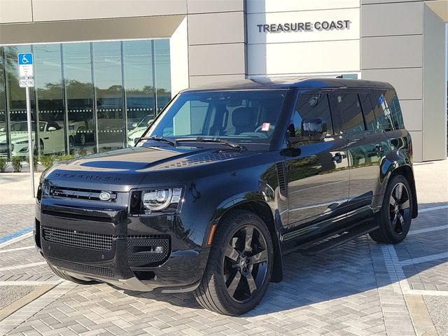 2023 Land Rover Defender V8