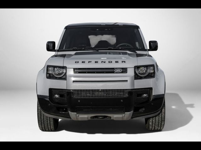 2023 Land Rover Defender V8