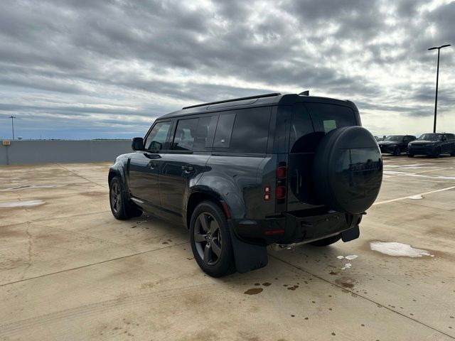 2023 Land Rover Defender X-Dynamic SE