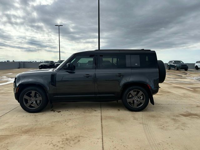 2023 Land Rover Defender X-Dynamic SE