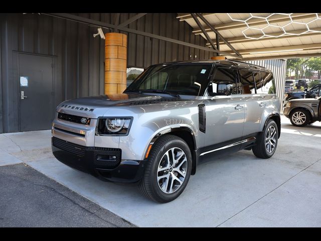 2023 Land Rover Defender X-Dynamic SE