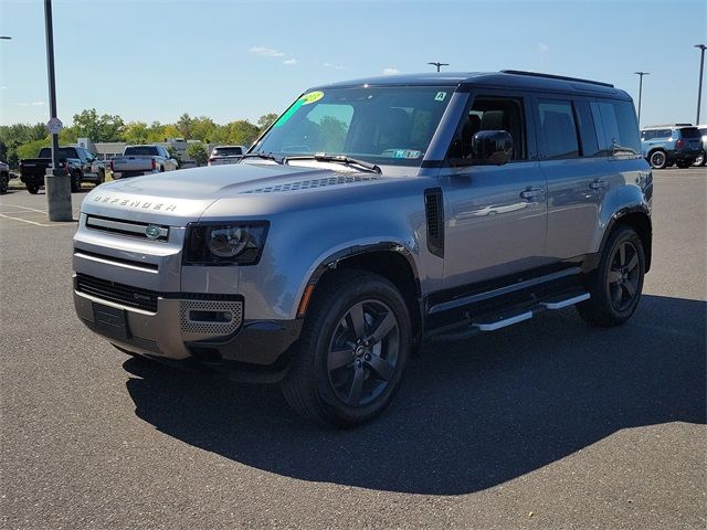 2023 Land Rover Defender X-Dynamic SE