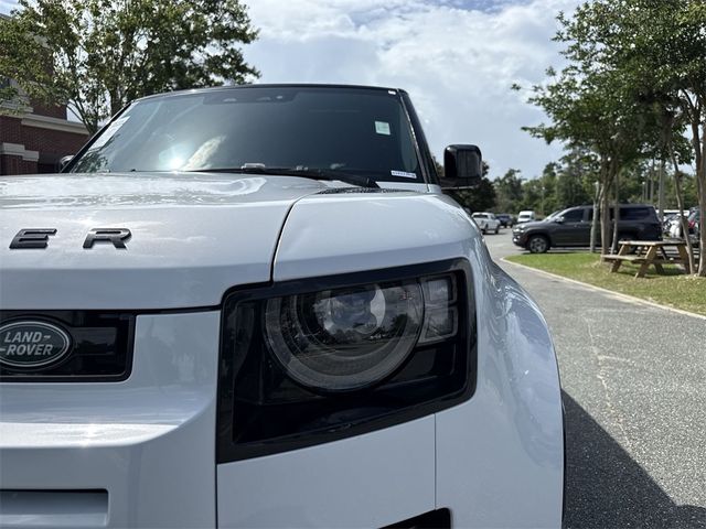 2023 Land Rover Defender X-Dynamic SE