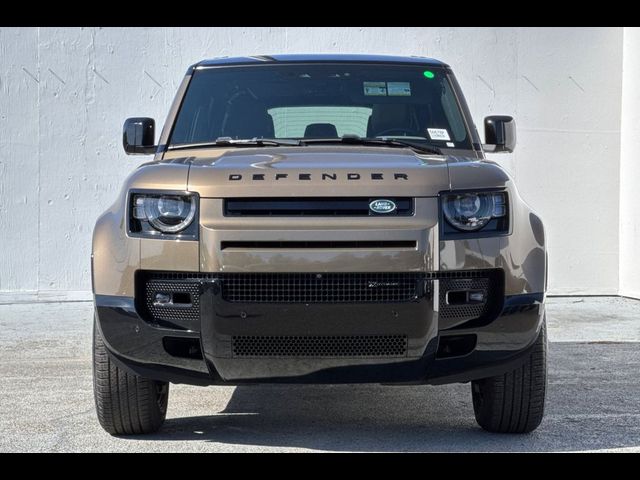2023 Land Rover Defender X-Dynamic SE