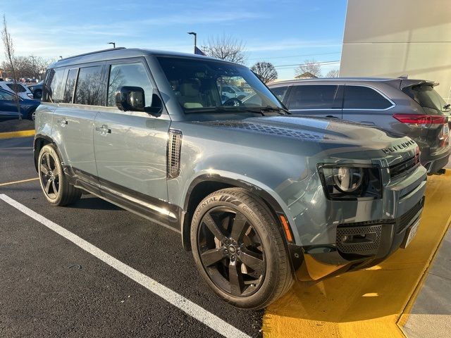 2023 Land Rover Defender X-Dynamic SE