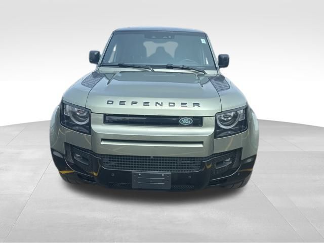2023 Land Rover Defender X-Dynamic SE
