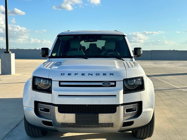 2023 Land Rover Defender First Edition