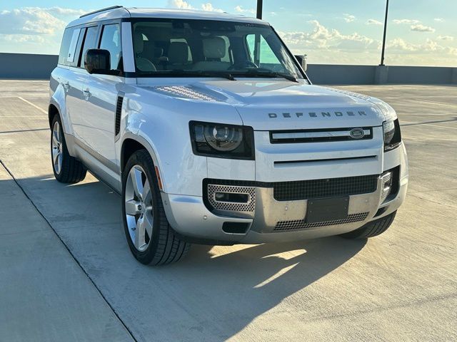 2023 Land Rover Defender First Edition