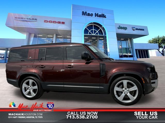 2023 Land Rover Defender First Edition