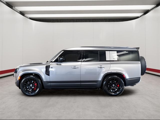 2023 Land Rover Defender SE