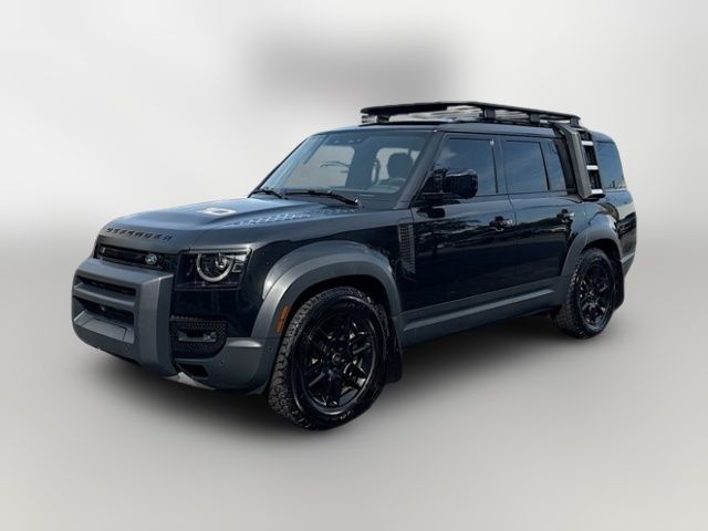 2023 Land Rover Defender SE