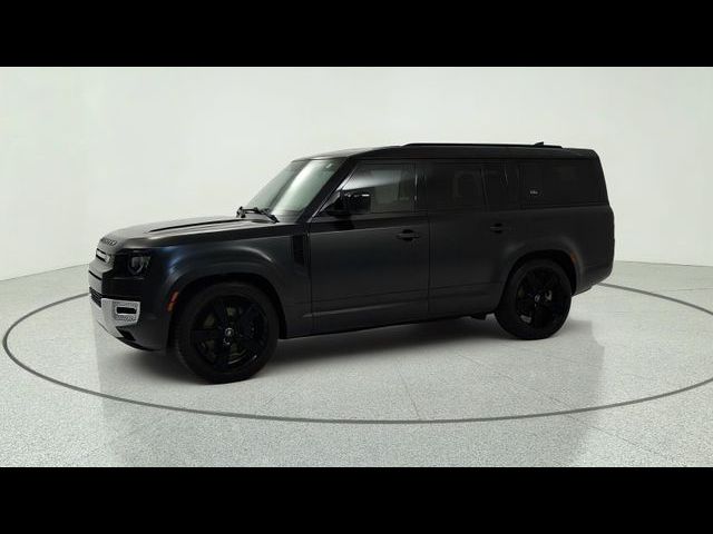 2023 Land Rover Defender SE