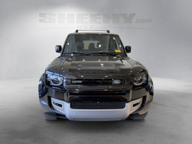 2023 Land Rover Defender SE