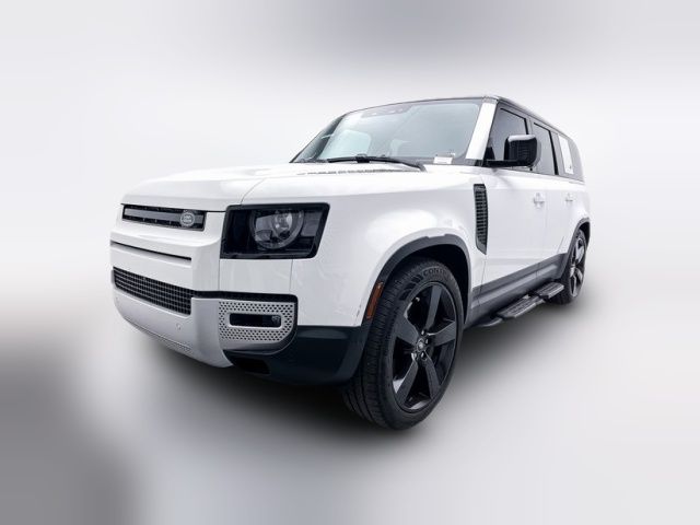 2023 Land Rover Defender SE