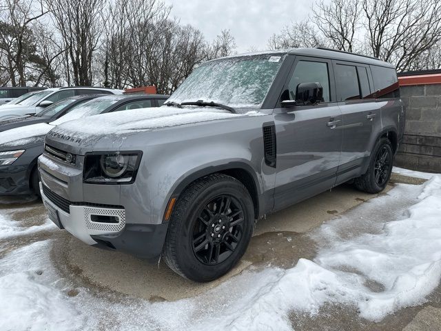 2023 Land Rover Defender SE