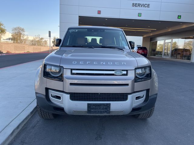 2023 Land Rover Defender SE