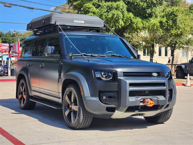 2023 Land Rover Defender SE