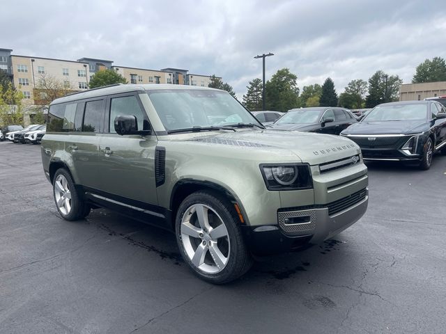 2023 Land Rover Defender X-Dynamic SE