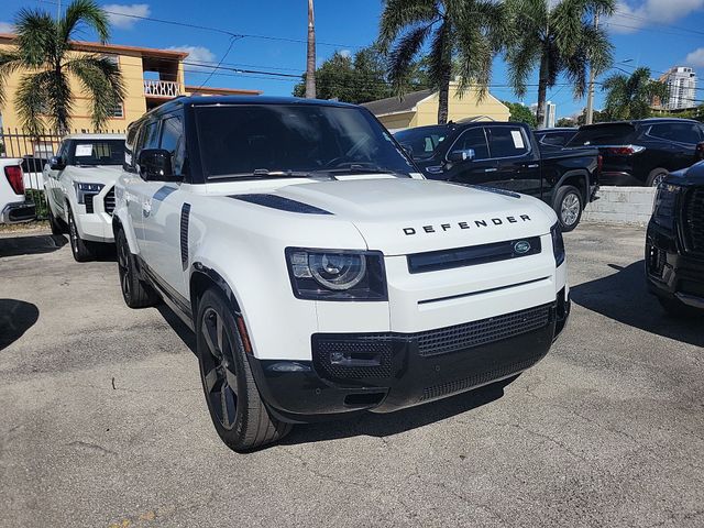 2023 Land Rover Defender X-Dynamic SE