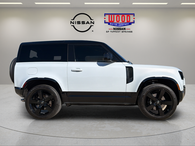 2023 Land Rover Defender V8
