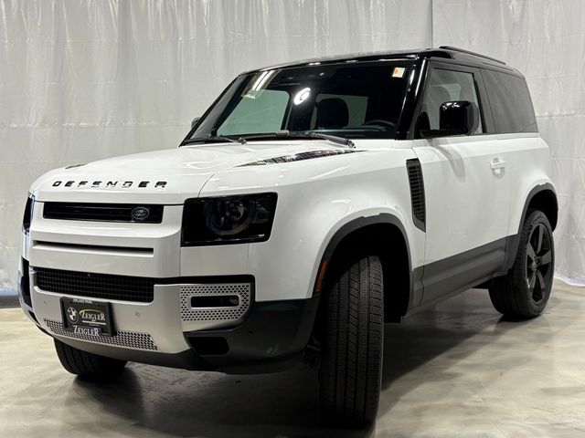 2023 Land Rover Defender SE