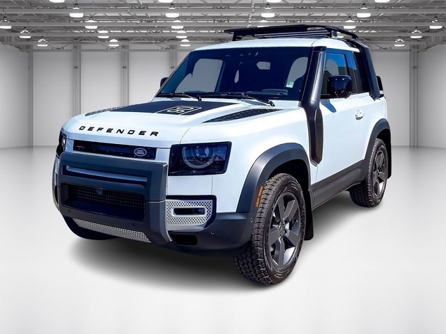 2023 Land Rover Defender SE