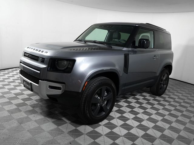 2023 Land Rover Defender SE