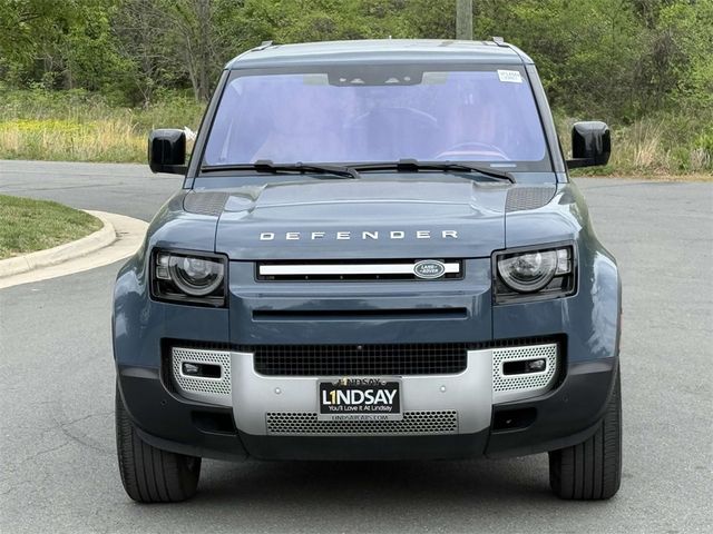 2023 Land Rover Defender SE