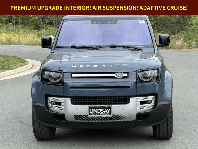 2023 Land Rover Defender SE