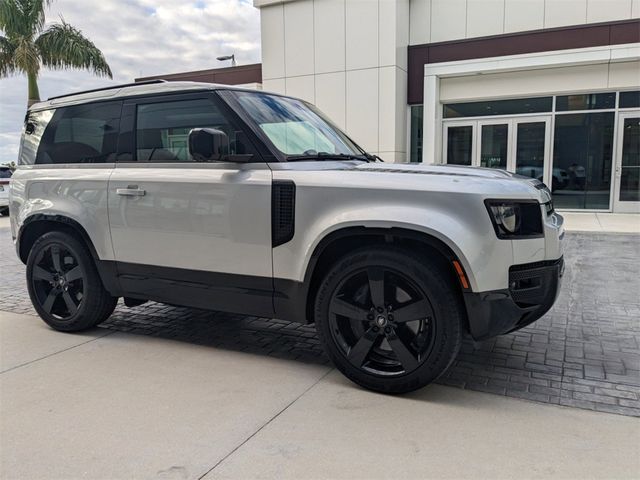 2023 Land Rover Defender X-Dynamic SE