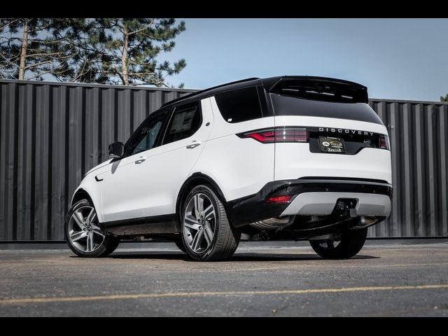 2023 Land Rover Discovery Metropolitan Edition