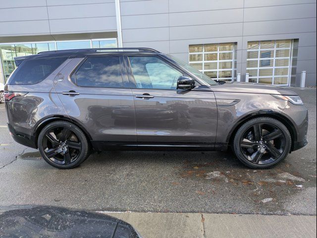 2023 Land Rover Discovery Metropolitan Edition