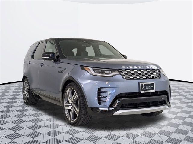 2023 Land Rover Discovery Metropolitan Edition