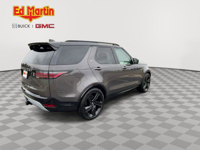 2023 Land Rover Discovery Metropolitan Edition