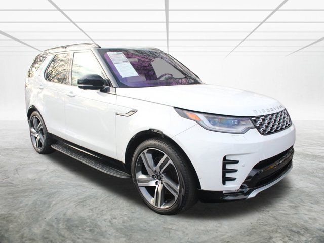 2023 Land Rover Discovery Metropolitan Edition