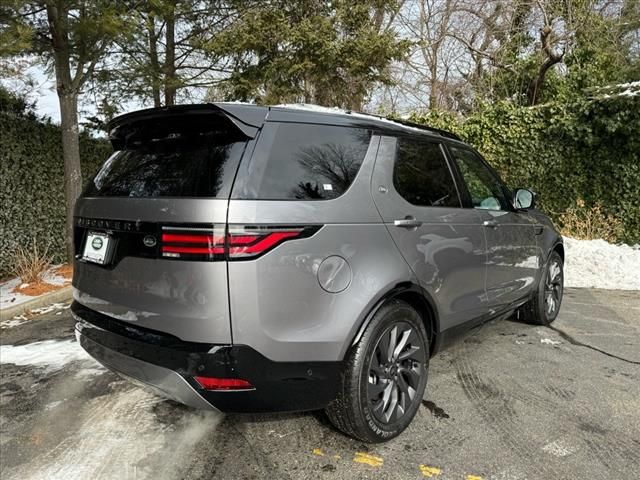 2023 Land Rover Discovery S R-Dynamic