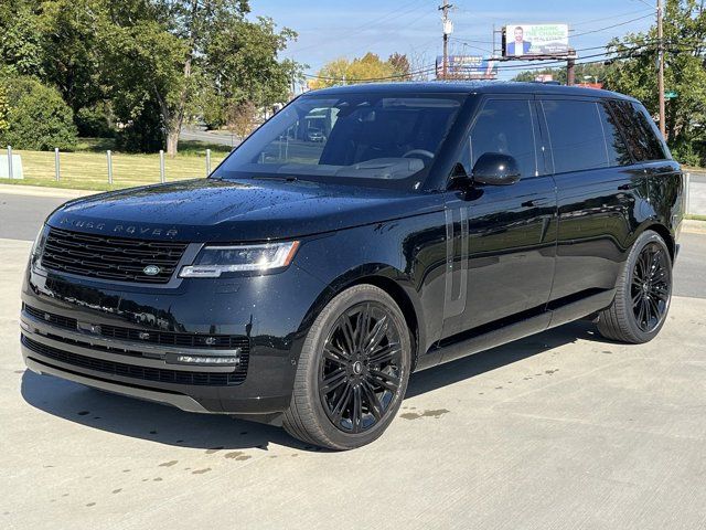 2023 Land Rover Range Rover First Edition