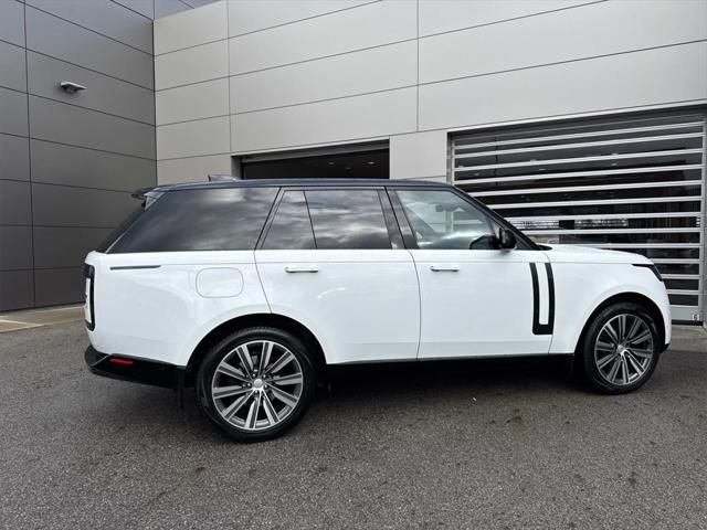 2023 Land Rover Range Rover SE