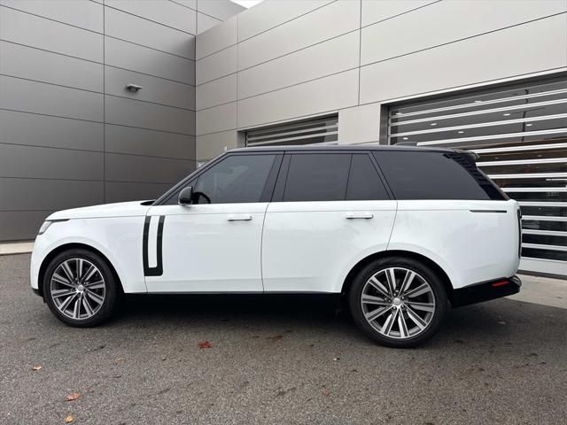 2023 Land Rover Range Rover SE