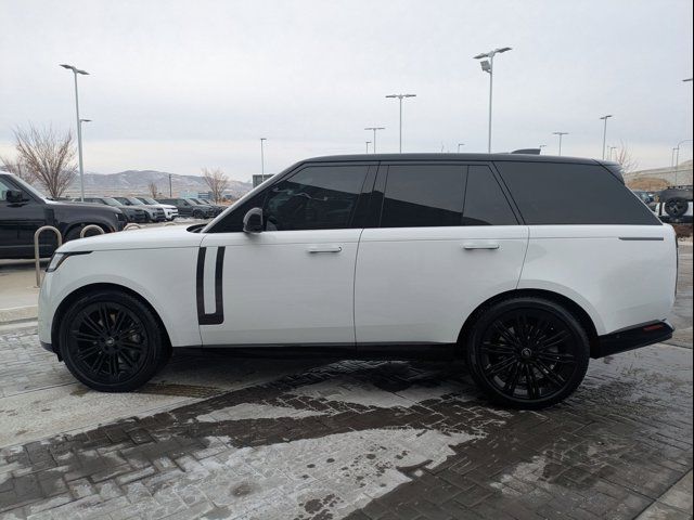 2023 Land Rover Range Rover SE