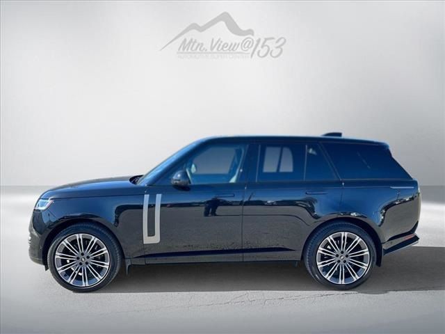 2023 Land Rover Range Rover SE