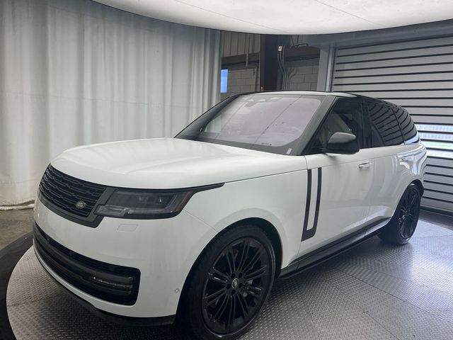 2023 Land Rover Range Rover SE