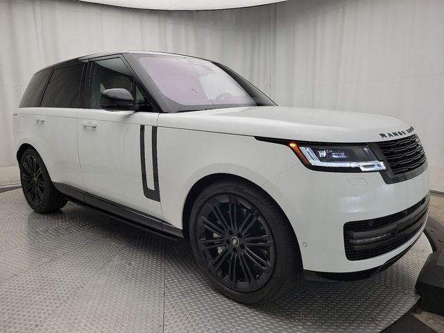 2023 Land Rover Range Rover SE