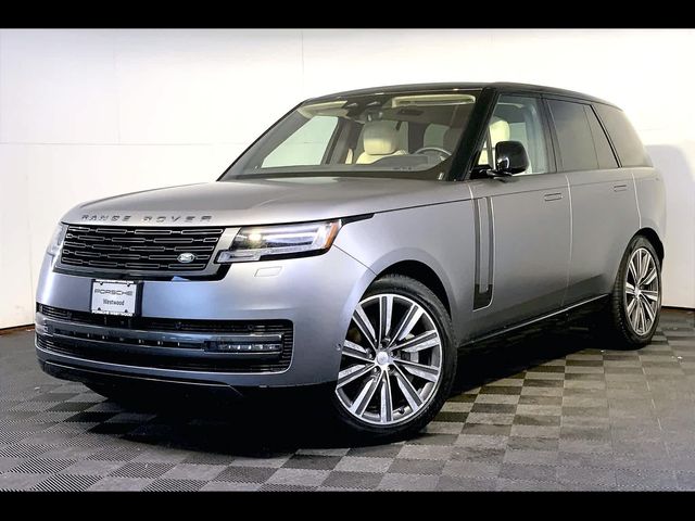 2023 Land Rover Range Rover SE